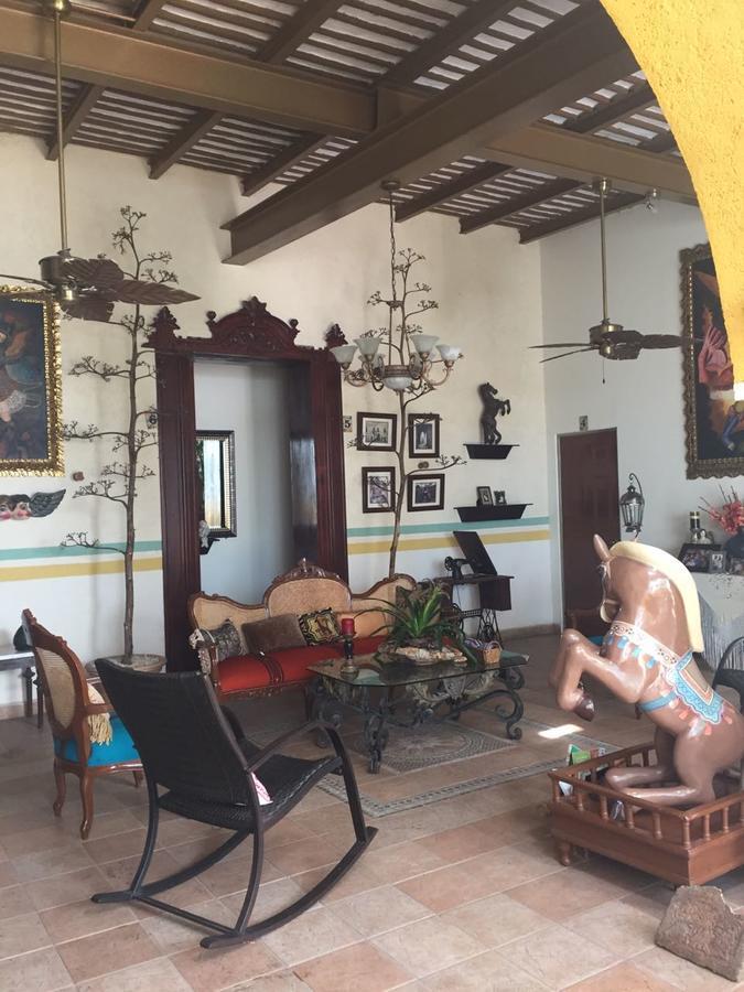 Hotel San Miguel Arcangel イサマル エクステリア 写真