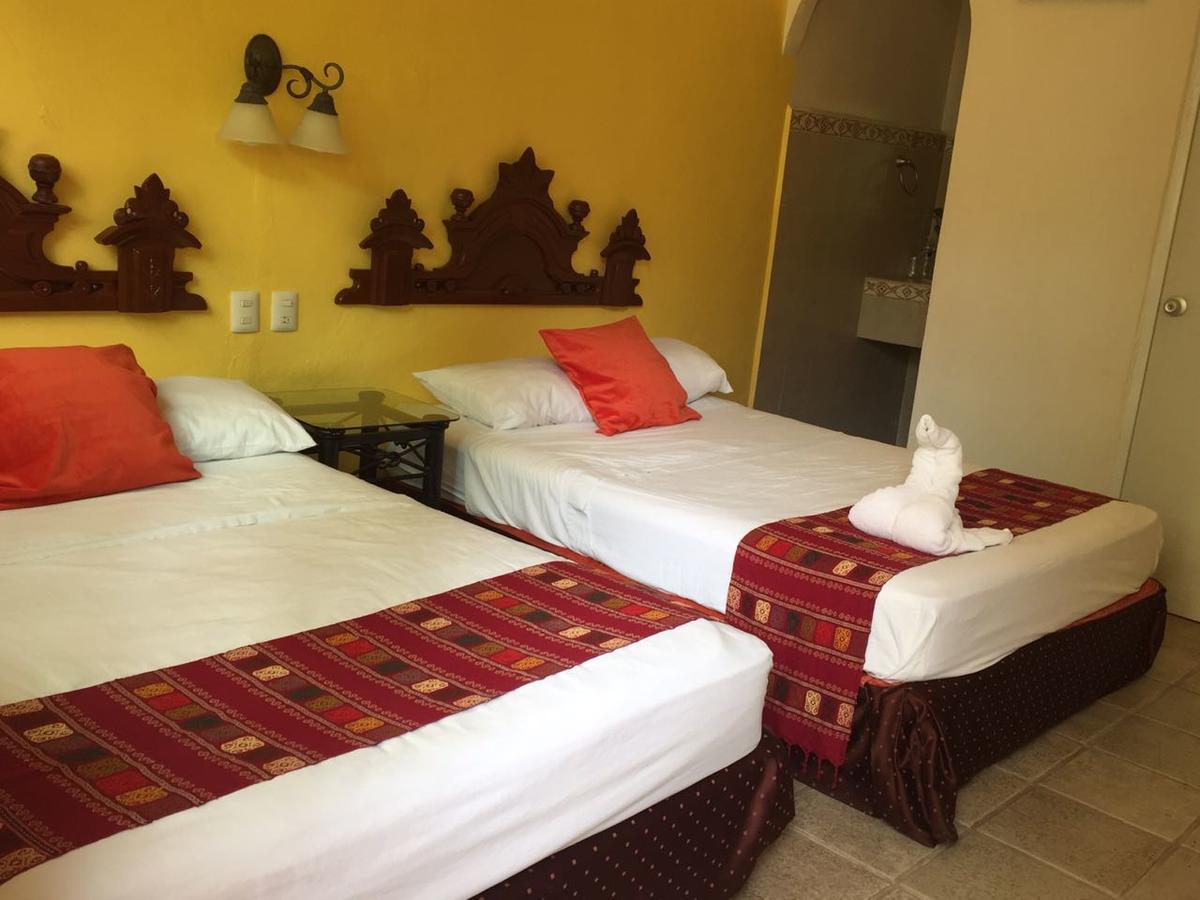 Hotel San Miguel Arcangel イサマル エクステリア 写真