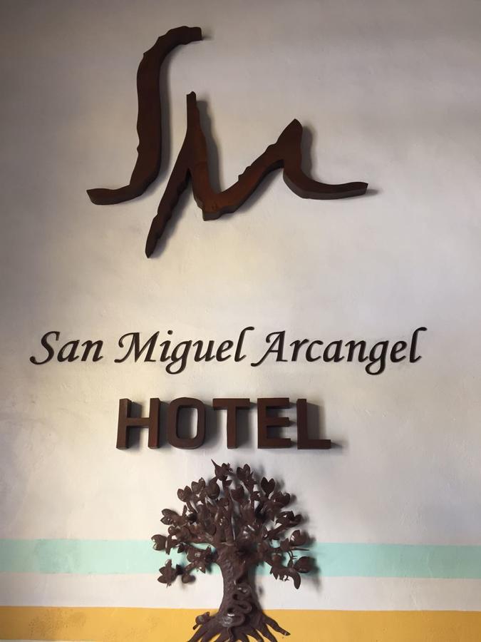 Hotel San Miguel Arcangel イサマル エクステリア 写真